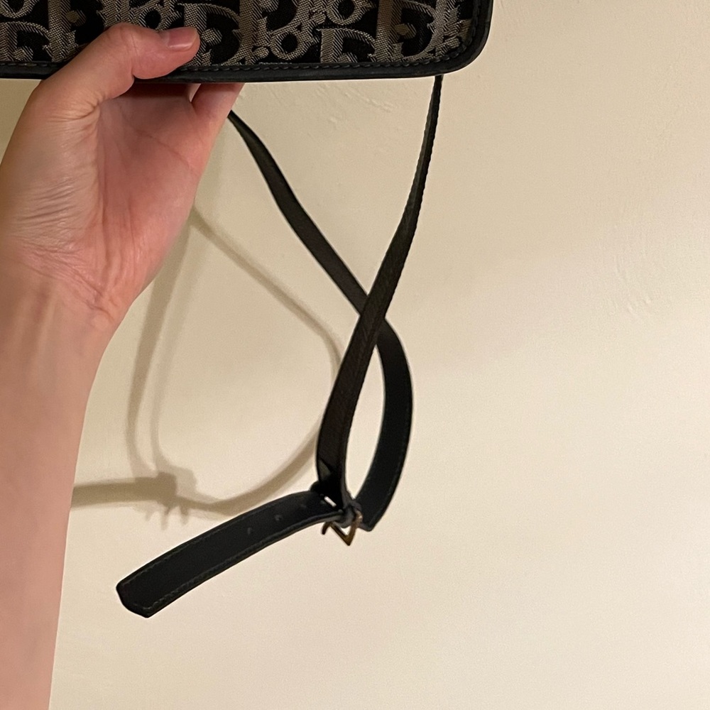 EUC Christian Dior Signature Oblique Pattern Crossbody Bag - Picture 10 of 10